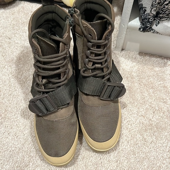 Steve Madden boots - Picture 3 of 7
